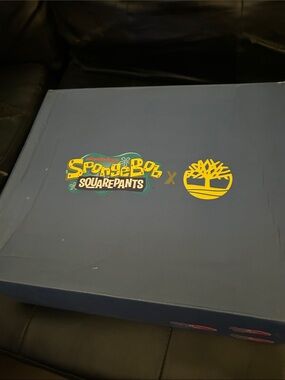 Timberland Navy Blue and Yellow SpongeBob SquarePants Collaboration Box
